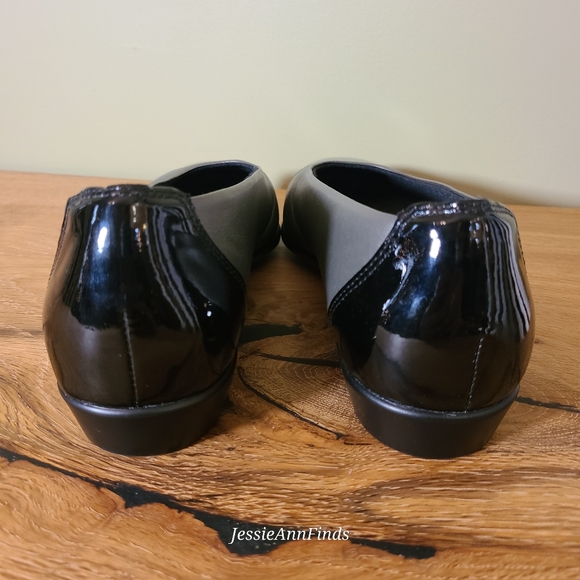 SAS Coco Silver Black Leather Slip-on Loafer Flats, Size 10.5 - Picture 2 of 13